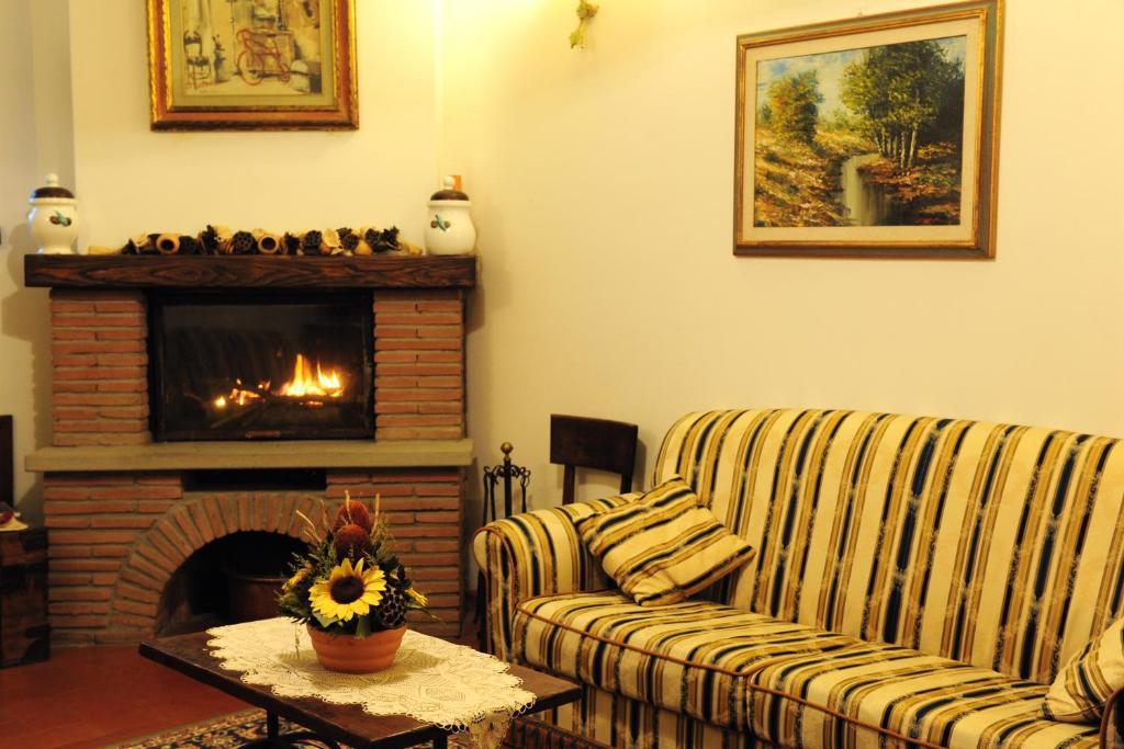 Agriturismo Il Sasso Anghiari Pokój zdjęcie